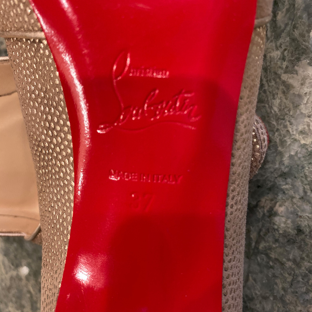 Christian Louboutin Pumps